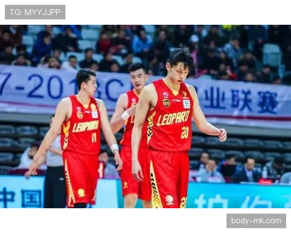 阿尔状态回暖,定位球建功助球队取胜 阿尔状态回暖,定位球建功助球队取胜