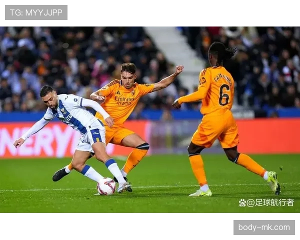 里尔中场强势爆发,助球队逆转取胜状态回升 里尔中场强势爆发,助球队逆转取胜状态回升