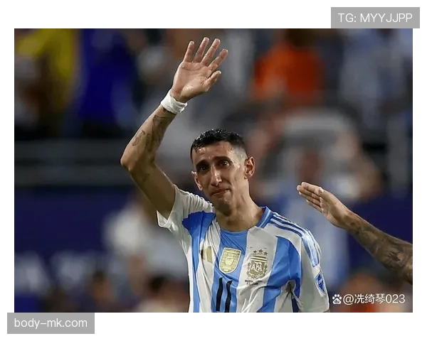 迪马利亚持续闪耀,近期盘带技艺助力球队实现逆转表现稳健 迪马利亚持续闪耀,近期盘带技艺助力球队实现逆转表现稳健